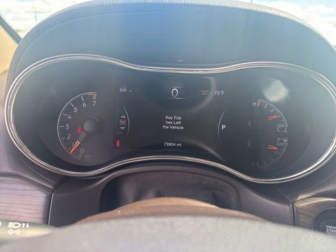 Used 2017 Jeep Grand Cherokee Overland AWD/4WD image 35