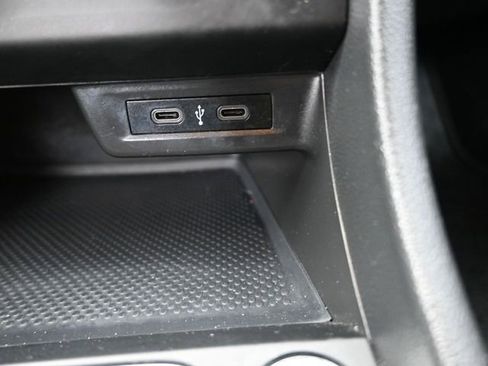 Used 2021 Volkswagen Jetta S w/ Driver Assistance Package image 31