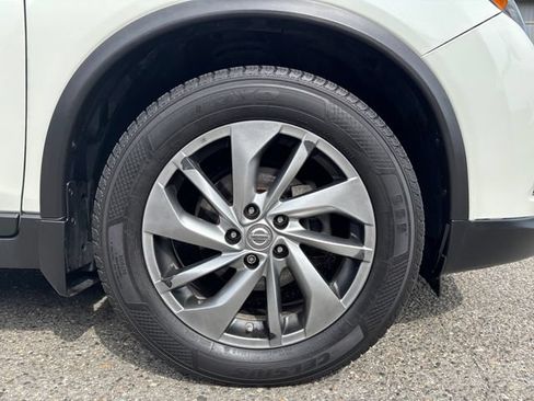 Used 2015 Nissan Rogue SL AWD/4WD image 29