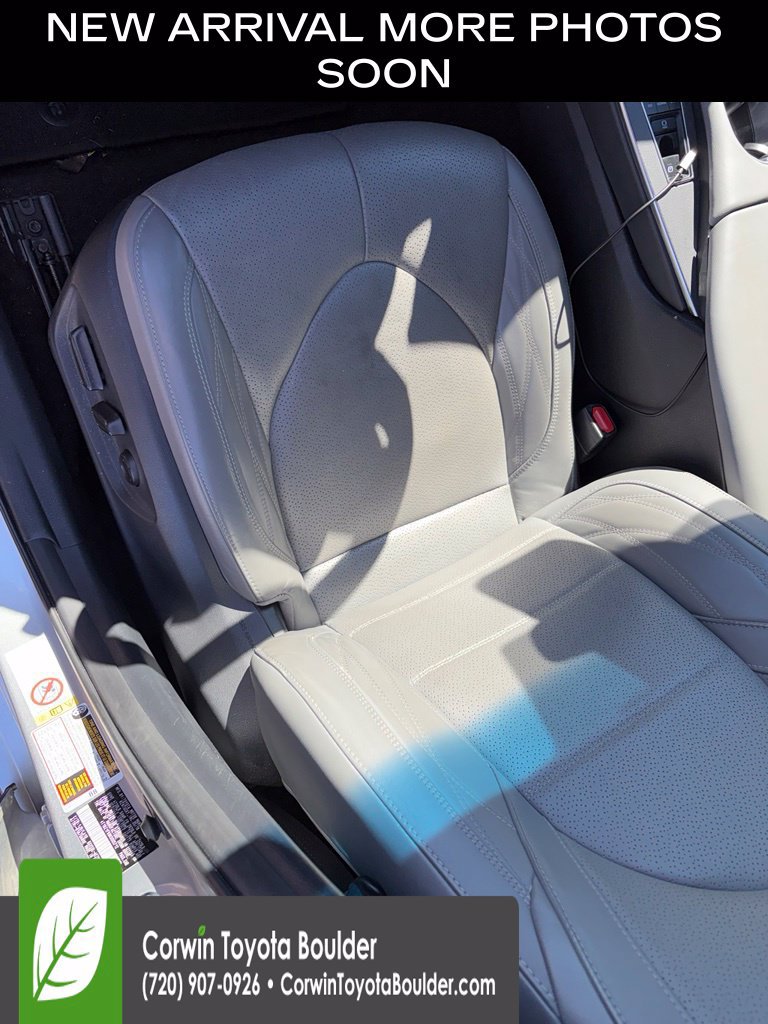 Used 2019 Toyota Avalon Limited w/ Advanced Safety Package FWD image 9