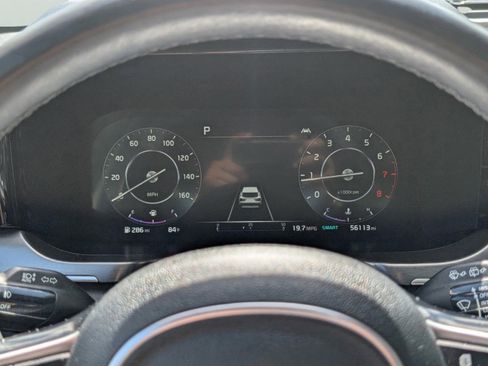 Certified 2022 Kia Sorento SX image 35