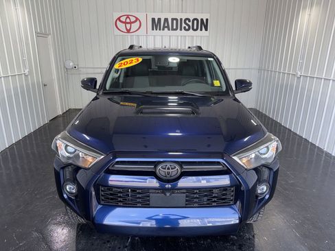 Used 2023 Toyota 4Runner SR5 Premium w/ Moonroof Package image 5