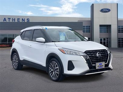 Used 2023 Nissan Kicks SV