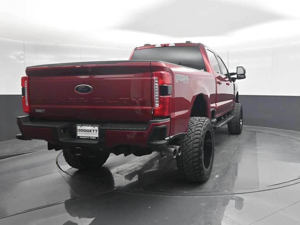 Used 2025 Ford F250 XLT w/ Black Appearance Package AWD/4WD image 24