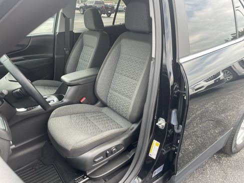 Used 2024 Chevrolet Equinox LT FWD image 18