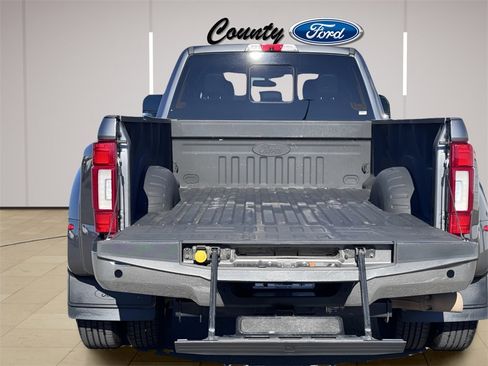 Used 2021 Ford F350 Lariat w/ Lariat Ultimate Package image 21