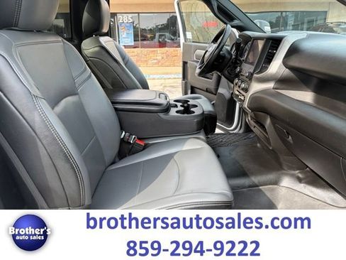 Used 2024 RAM 3500 Tradesman w/ Chrome Appearance Group AWD/4WD image 37