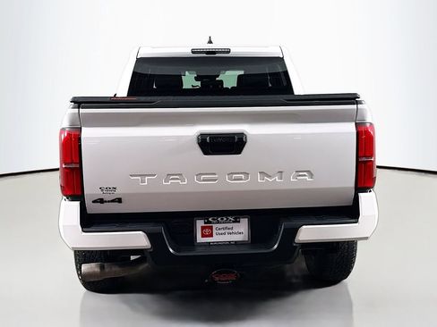 Certified 2025 Toyota Tacoma TRD Off-Road image 6