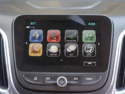Used 2018 Chevrolet Equinox Premier AWD/4WD image 15