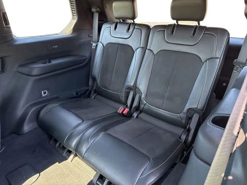 Used 2023 Jeep Grand Cherokee L Laredo image 30