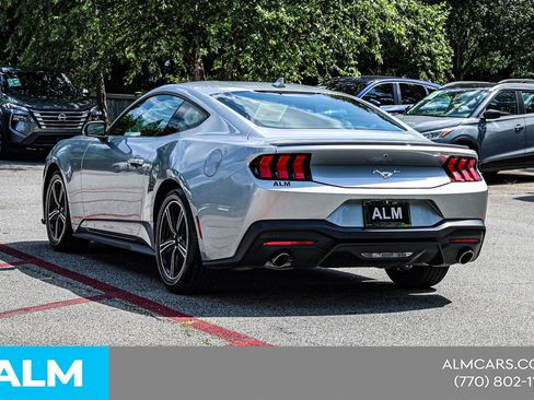 Used 2025 Ford Mustang Premium RWD image 8