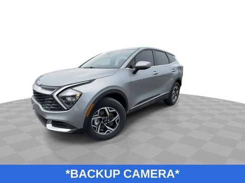 Used 2023 Kia Sportage LX image 5