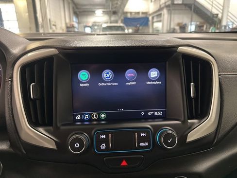 Used 2019 GMC Terrain SLT w/ Preferred Package image 24