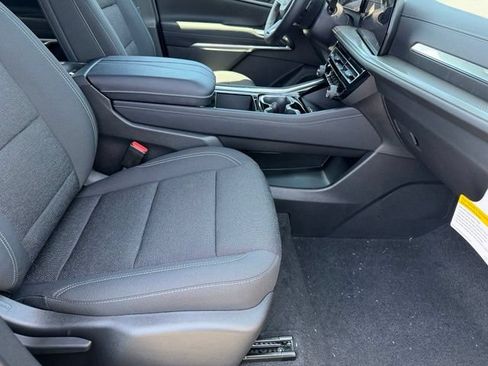 New 2026 Chevrolet Traverse LT w/ Driver Confidence Package FWD image 14