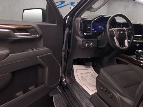 Used 2023 GMC Sierra 1500 Elevation AWD/4WD image 19
