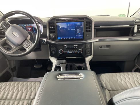 Used 2022 Ford F150 Limited image 17