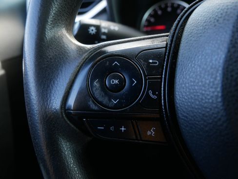 Used 2019 Toyota RAV4 LE image 24