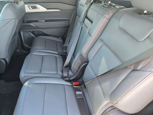 New 2026 Ford Explorer Active w/ Active Comfort Package image 14