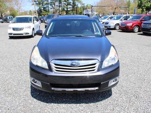 Used 2012 Subaru Outback 2.5i Premium w/ All-Weather Pkg AWD/4WD image 3
