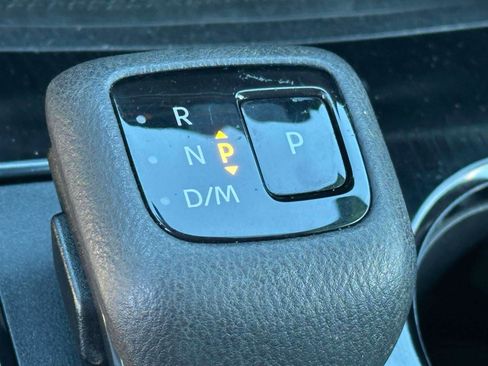 Used 2022 Nissan Rogue SL w/ SL Premium Package image 27