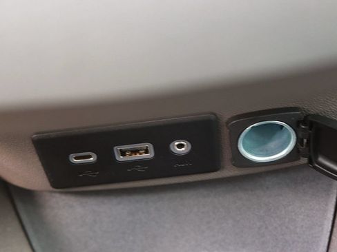 Used 2024 Chevrolet Malibu LS FWD image 19