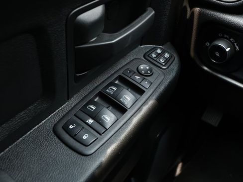 Used 2024 RAM 3500 Tradesman w/ Towing Technology Group AWD/4WD image 22
