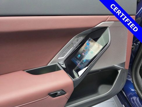 Certified 2023 BMW 760i xDrive image 16