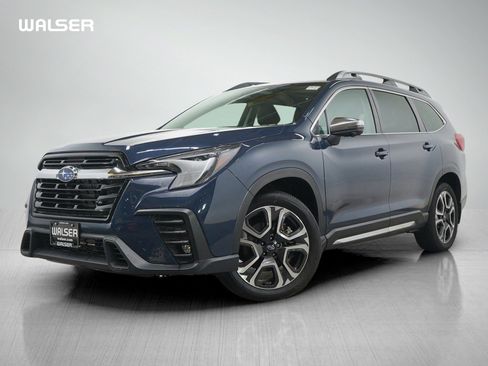 Used 2023 Subaru Ascent Limited w/ Technology Package AWD/4WD image 1