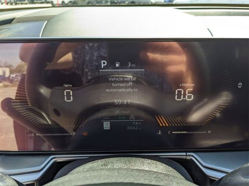 Certified 2025 Kia Sorento LX image 35