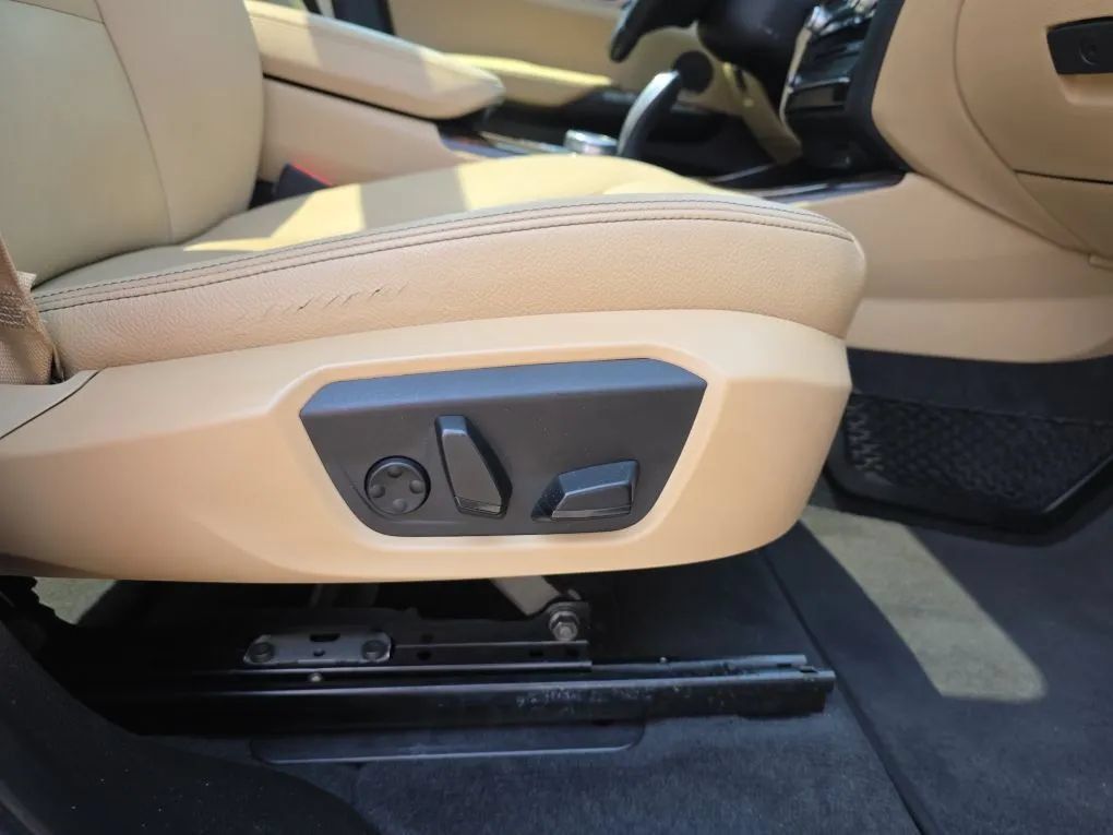 Used 2017 BMW X3 xDrive28i AWD/4WD image 48