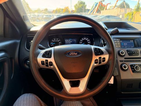 Used 2018 Ford Taurus Police Interceptor AWD image 11