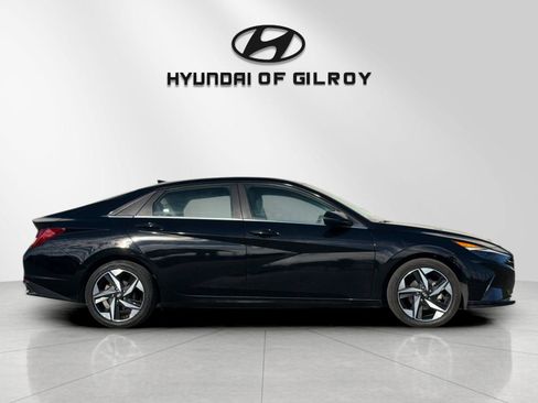 Used 2023 Hyundai Elantra Limited FWD image 6