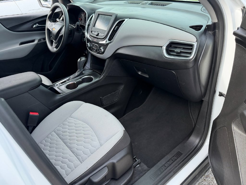 Certified 2018 Chevrolet Equinox LS FWD image 15