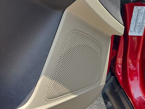 Used 2014 Ford Focus SE FWD image 13