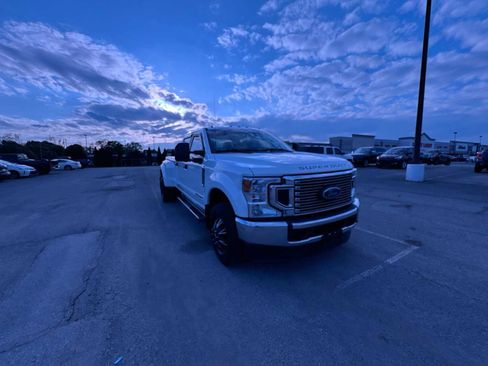 Used 2021 Ford F350 XL w/ STX Appearance Package AWD/4WD image 2