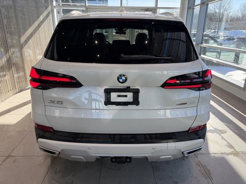 New 2026 BMW X5 xDrive40i w/ Climate Comfort Package image 5