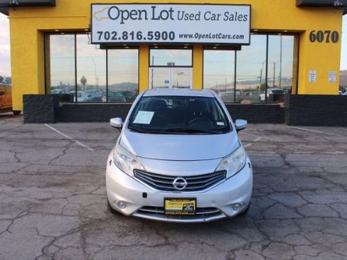 Used 2016 Nissan Versa Note SV image 3
