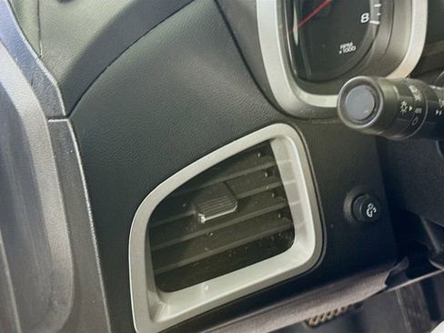 Used 2015 Chevrolet Equinox LTZ image 9