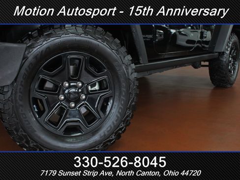 Used 2018 Jeep Wrangler Unlimited Sport image 38