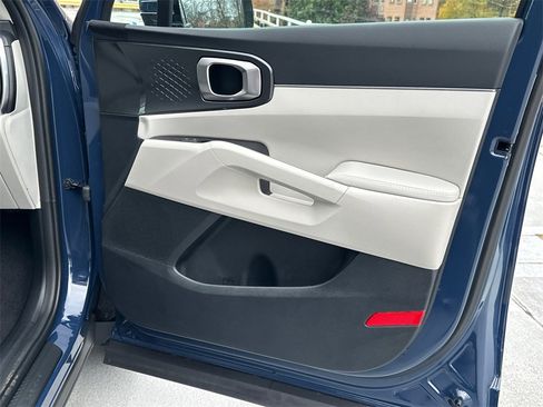 New 2026 Kia Sorento S image 13