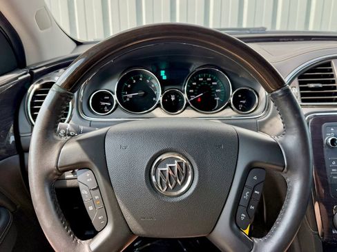 Used 2017 Buick Enclave Leather AWD/4WD image 27