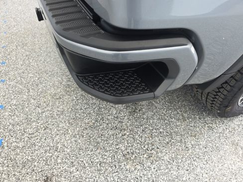 Used 2025 GMC Sierra 1500 AT4 w/ AT4 Premium Package image 16