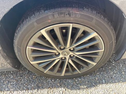 Used 2022 Lexus ES 350 w/ Premium Package FWD image 7