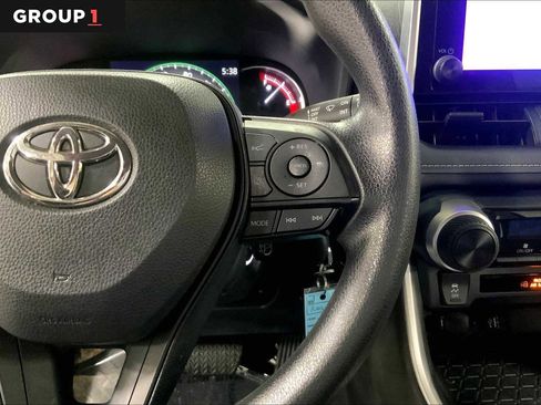 Used 2024 Toyota RAV4 LE image 25