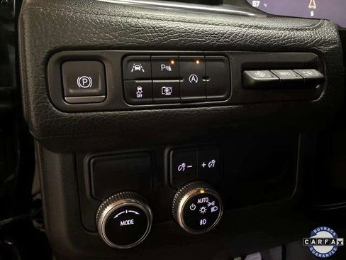 Used 2023 GMC Yukon XL Denali image 28