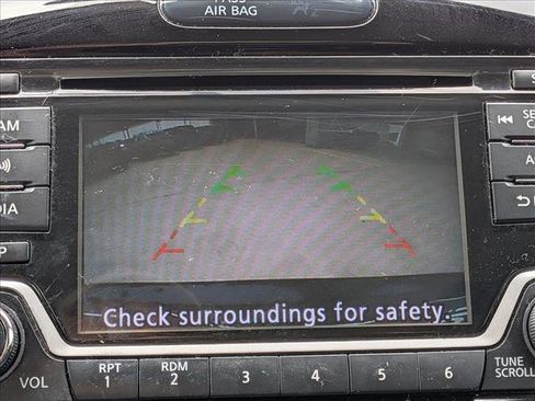 Used 2015 Nissan Juke SV w/ Cold Weather Package image 13