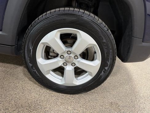 Used 2021 Jeep Compass Latitude AWD/4WD image 62