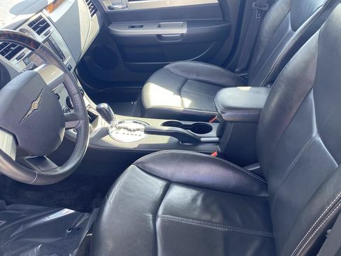 Used 2010 Chrysler Sebring Limited FWD image 14