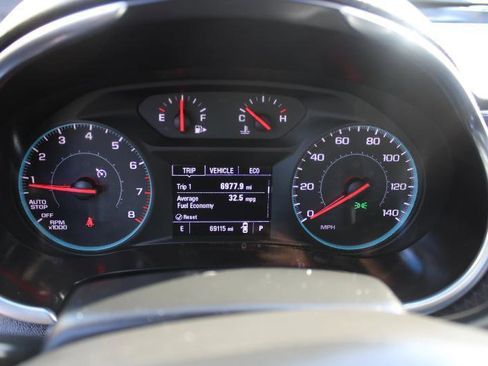 Used 2020 Chevrolet Malibu LT FWD image 13