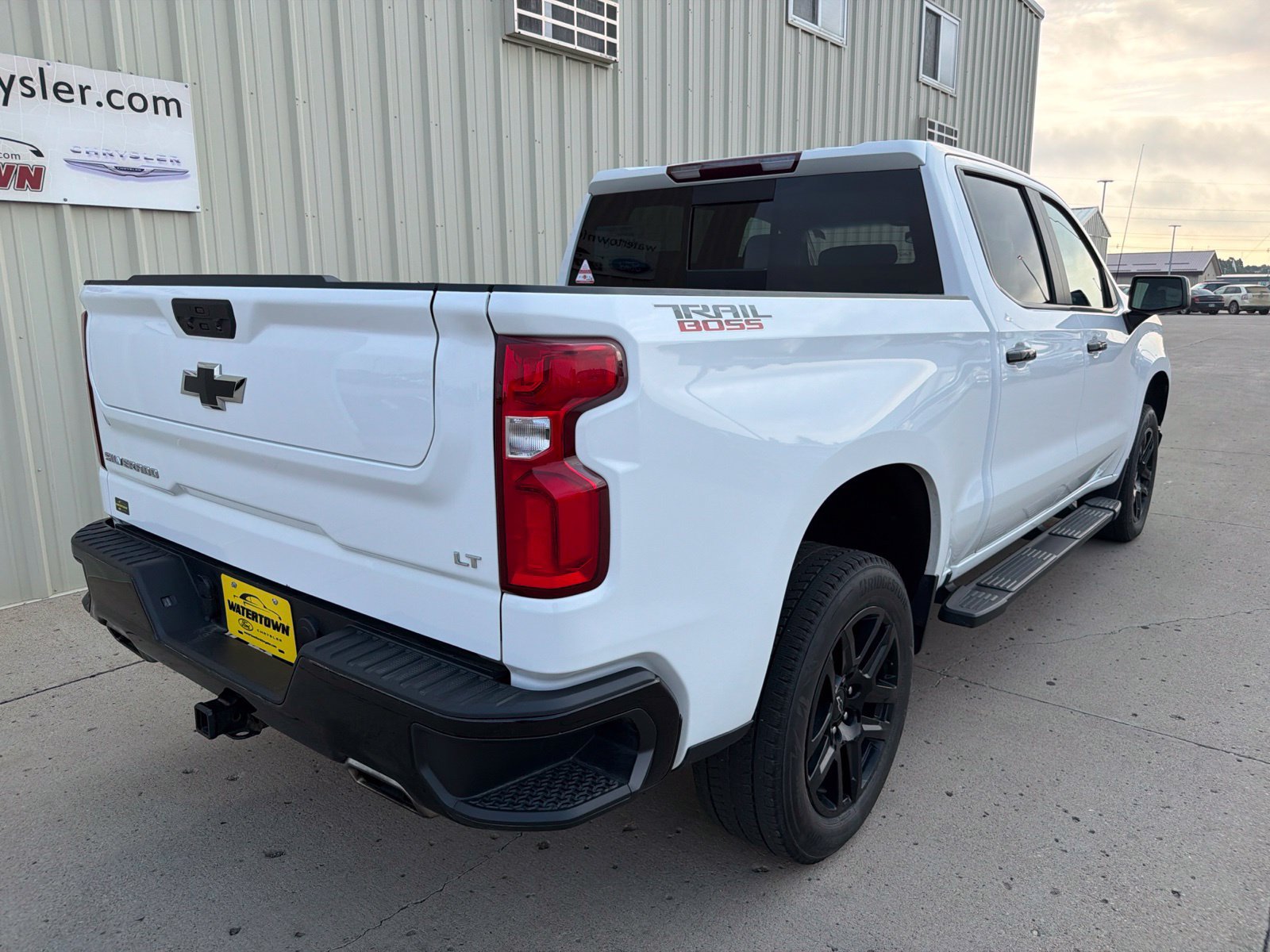 Used 2021 Chevrolet Silverado 1500 LT Trail Boss w/ Convenience Package II AWD/4WD image 7